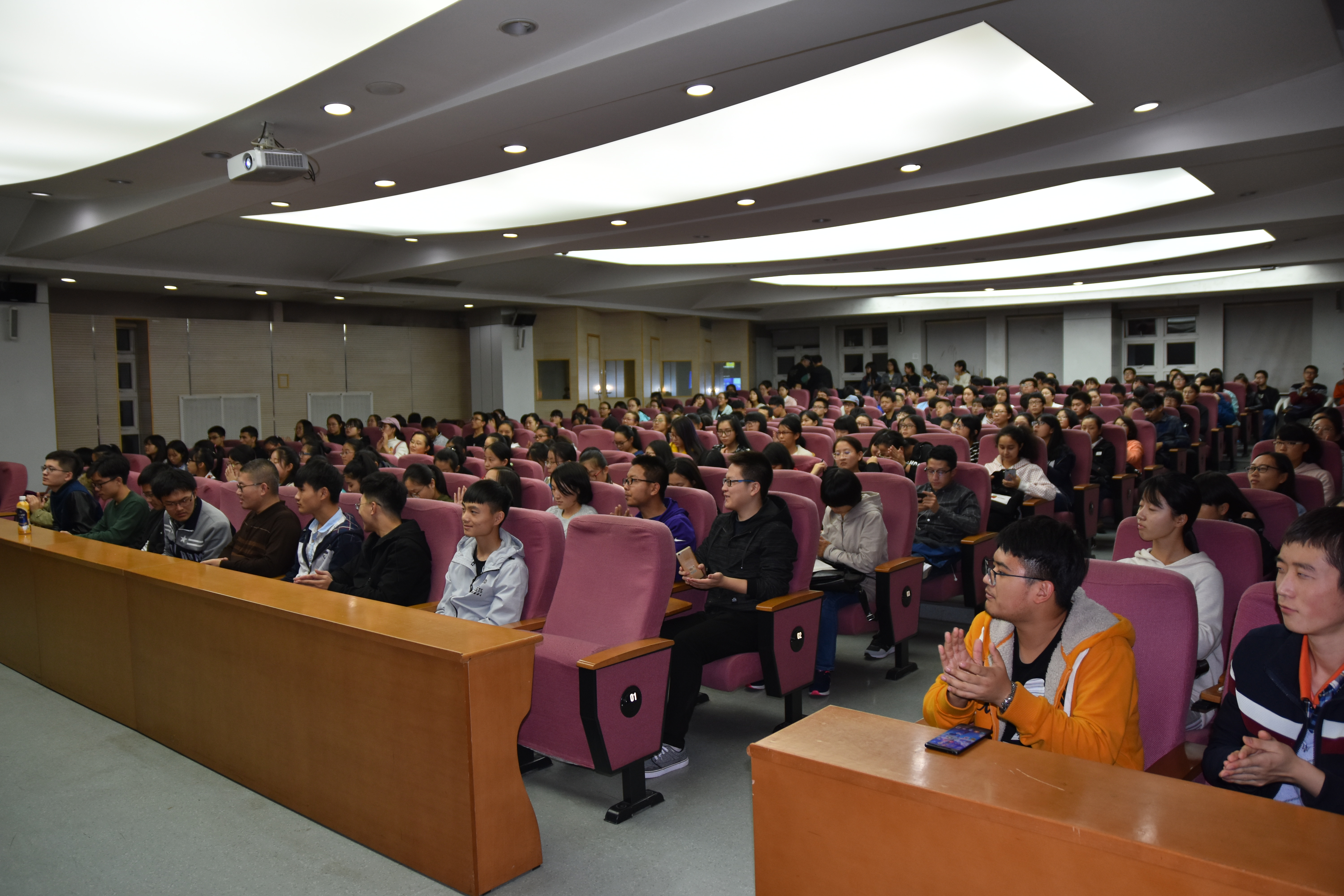 DSC_4579.JPG DSC_4579.JPG